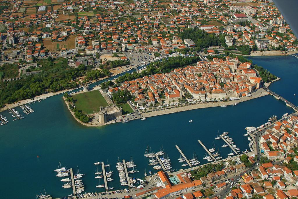 Hotel Trogir Exterior foto